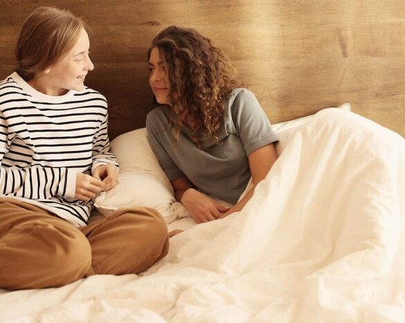 Walking the messaging audience tightrope