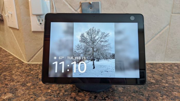Echo show 21 vs echo show 10