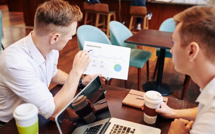 How to keep website visitors longer