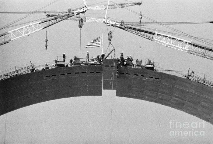 Building the arch the keystone google my business